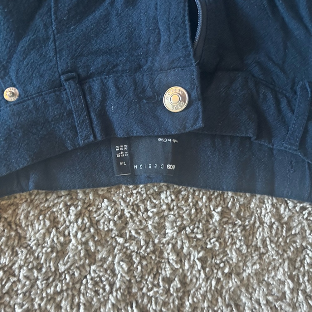 ASOS Design Dark Blue Tailored Linen Shorts